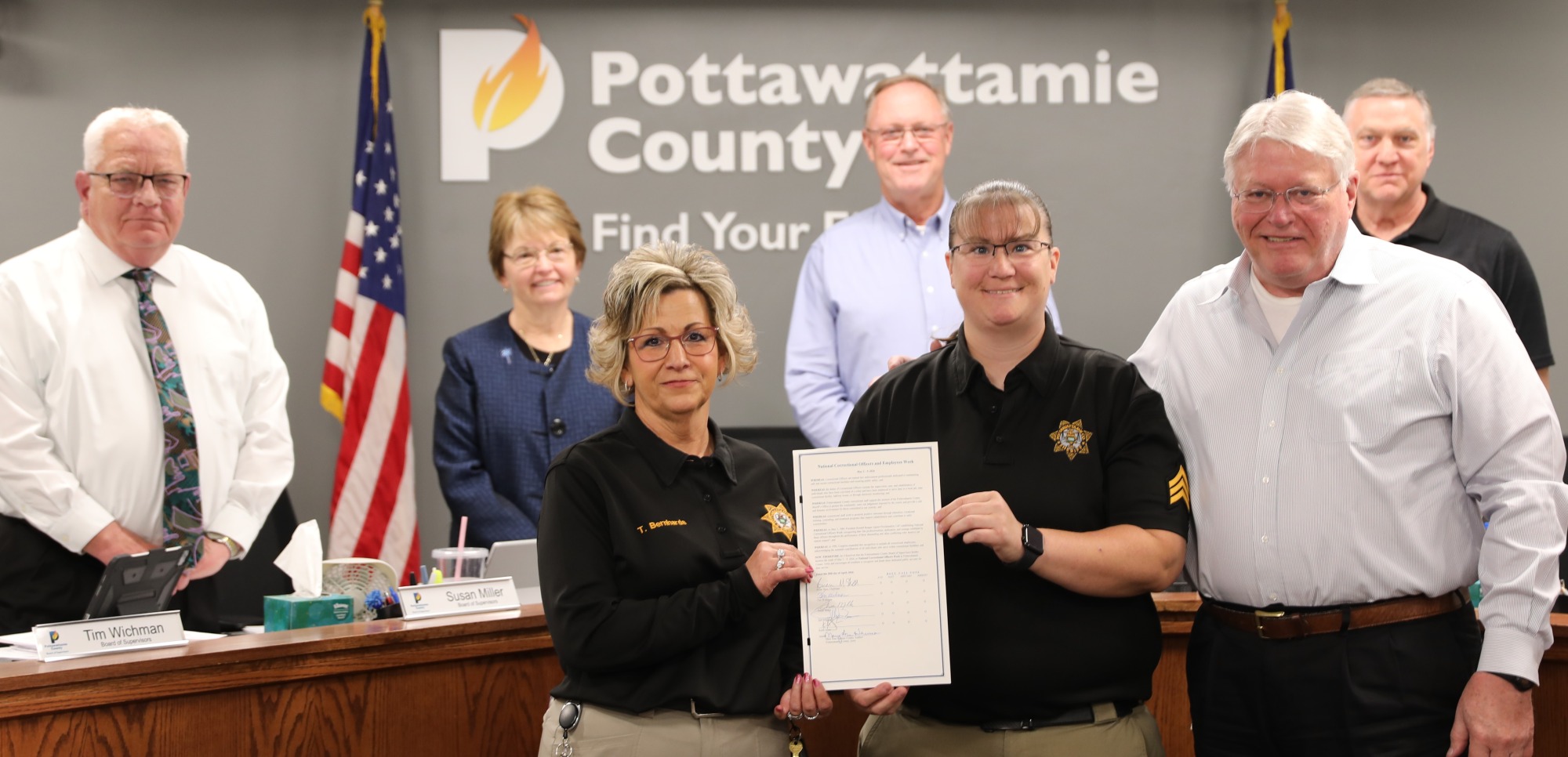Jail employees and Board of Supervisors recognize Correctional Officers and Employees Week
